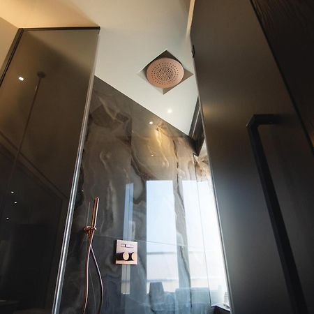 Tritone Luxury Suites Fontana Di Trevi Roma Exterior foto