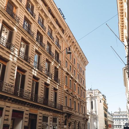 Tritone Luxury Suites Fontana Di Trevi Roma Exterior foto